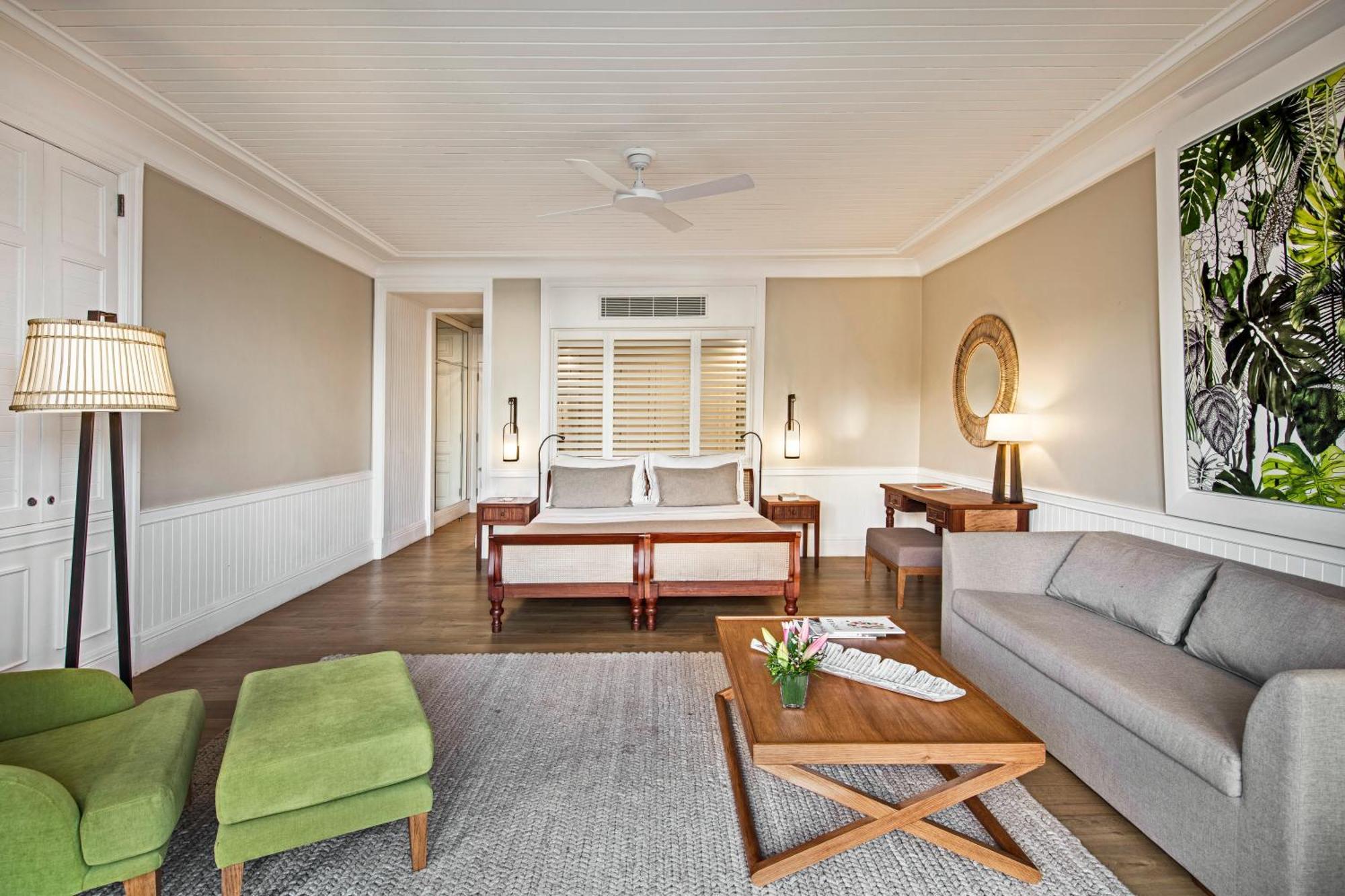 Heritage Le Telfair Golf & Wellness Resort Bel Ombre Kültér fotó A suite at the hotel