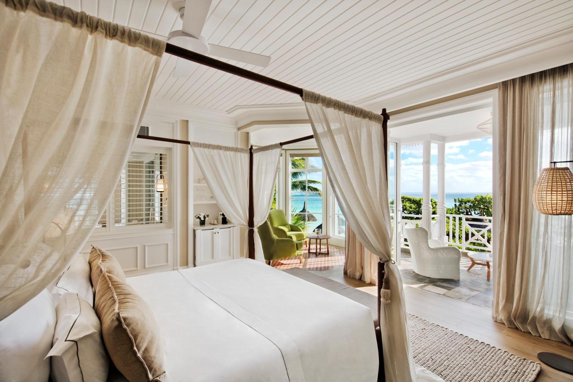 Heritage Le Telfair Golf & Wellness Resort Bel Ombre Szoba fotó A bedroom at the Eden Rock Cap O'jib Beach Resort